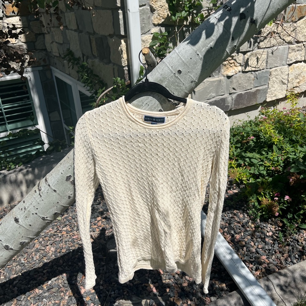 Yellow sweater